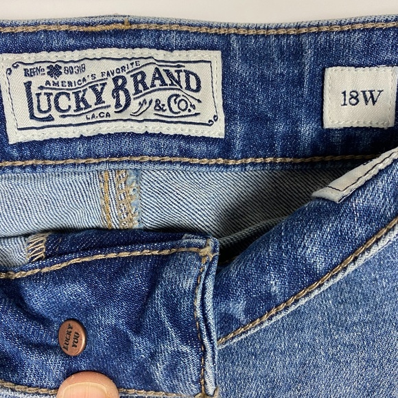 Lucky Brand Georgia Embroidery Shorts Many Sizes - Picture 6 of 8